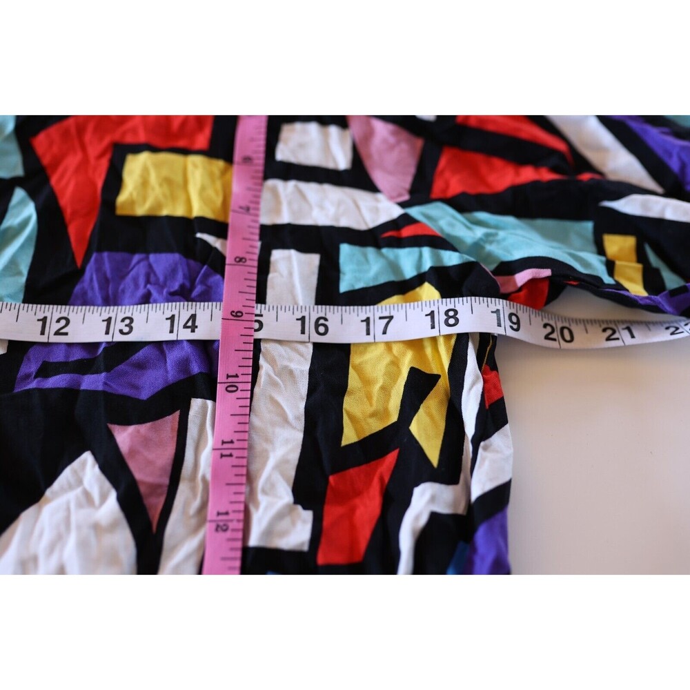 Big Dart 80s Style Colorful Geometric Pop Art But… - image 2